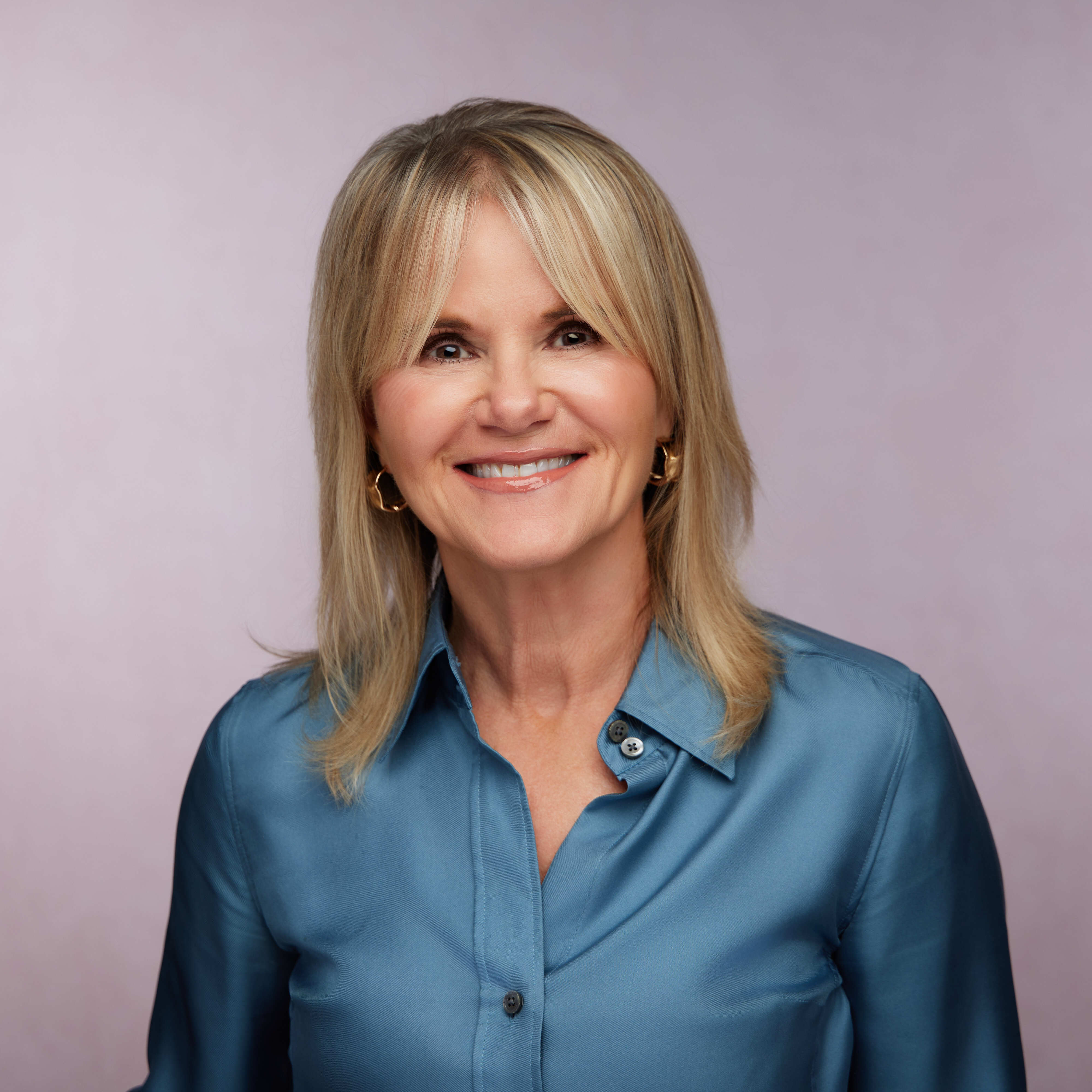 Anne Clift09210-Retouched - Square Crop (1)